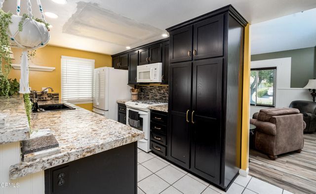 25940 White Wood Circle, Moreno Valley, CA 92553