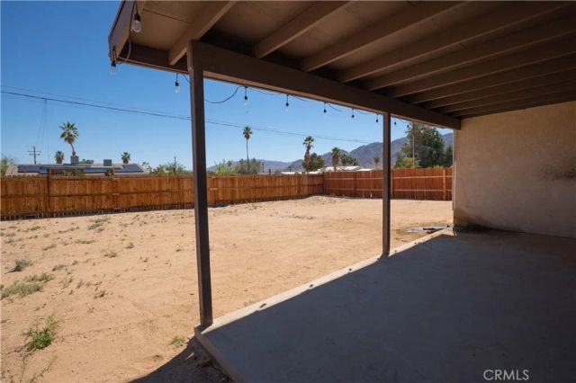 6039 Encelia, 29 Palms, CA 92277