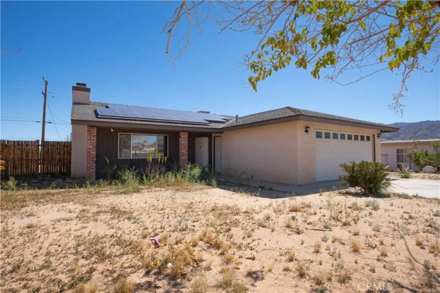 6039 Encelia, 29 Palms, CA 92277