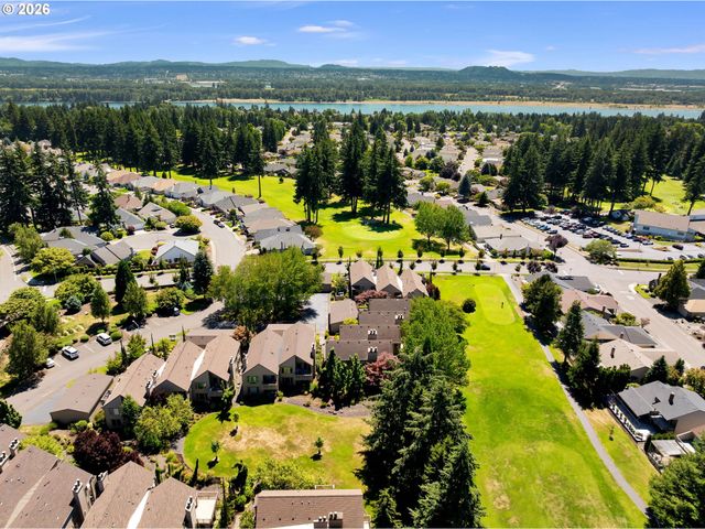 2606 Se BAYPOINT Dr U21, Vancouver, WA 98683