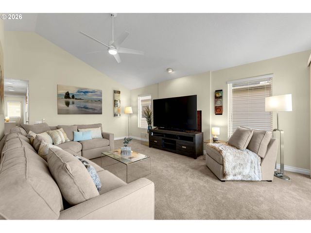 2606 Se BAYPOINT Dr U21, Vancouver, WA 98683