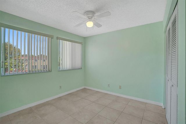 1726 SW 110th Ter, Davie, FL 33324