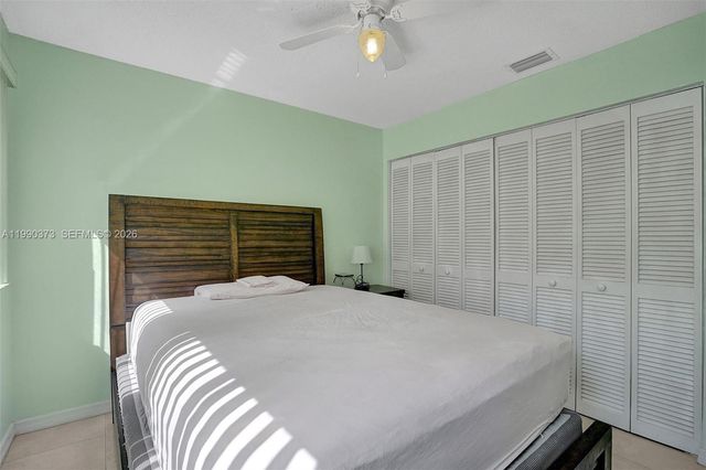 1726 SW 110th Ter, Davie, FL 33324