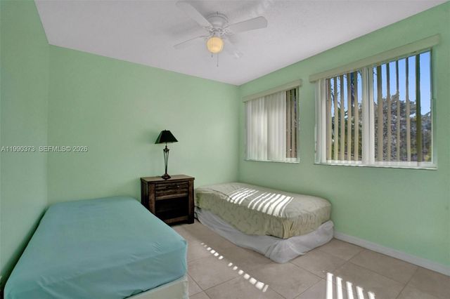 1726 SW 110th Ter, Davie, FL 33324