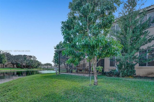 1726 SW 110th Ter, Davie, FL 33324