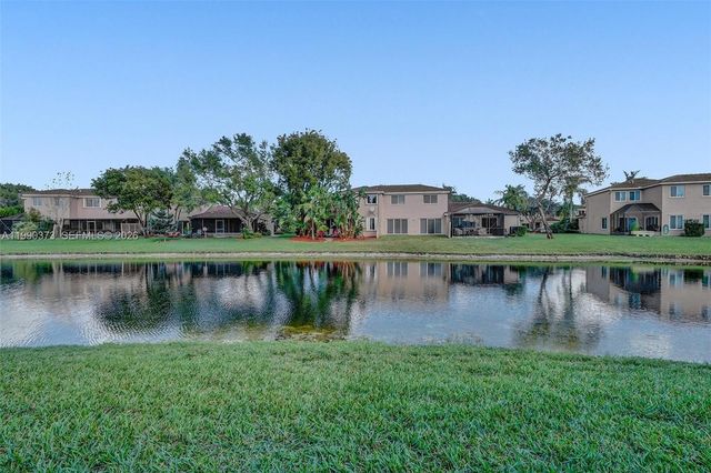 1726 SW 110th Ter, Davie, FL 33324