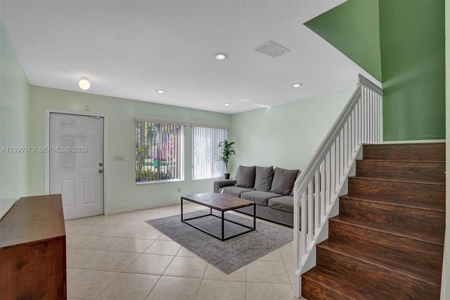 1726 SW 110th Ter, Davie, FL 33324