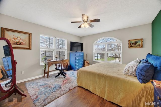 24570 True Drive, St Robert, MO 65584