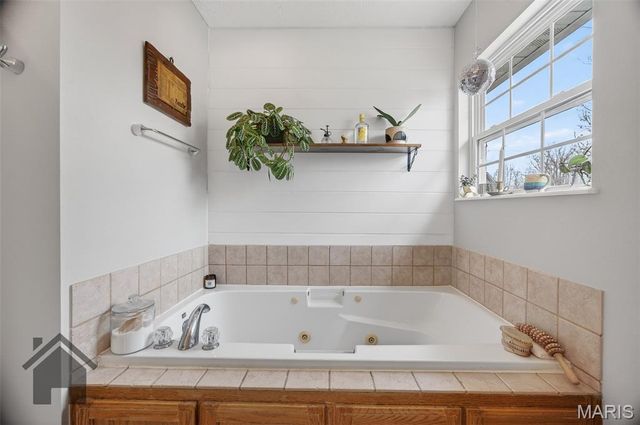 24570 True Drive, St Robert, MO 65584