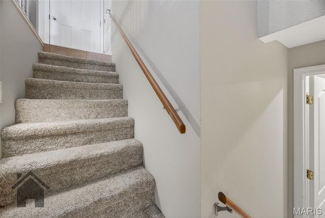 24570 True Drive, St Robert, MO 65584