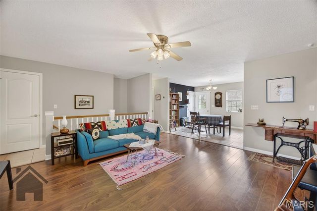 24570 True Drive, St Robert, MO 65584