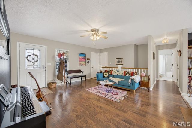 24570 True Drive, St Robert, MO 65584