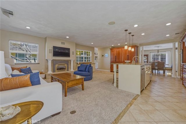 1282 Carolina, Merced, CA 95340