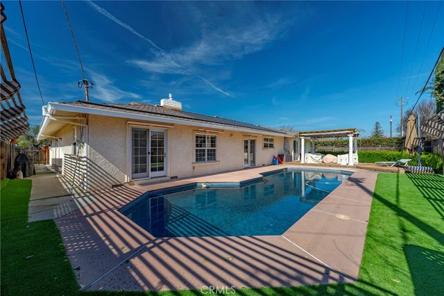 1282 Carolina, Merced, CA 95340