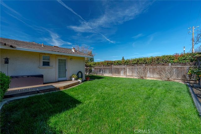 1282 Carolina, Merced, CA 95340