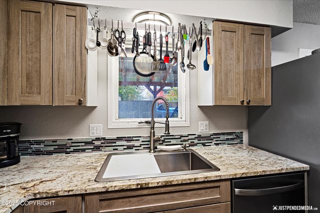 3618 Aldren Circle, Anchorage, AK 99517