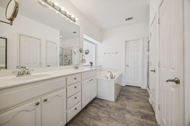 12861 Farmington Drive, Fort Worth, TX 76244