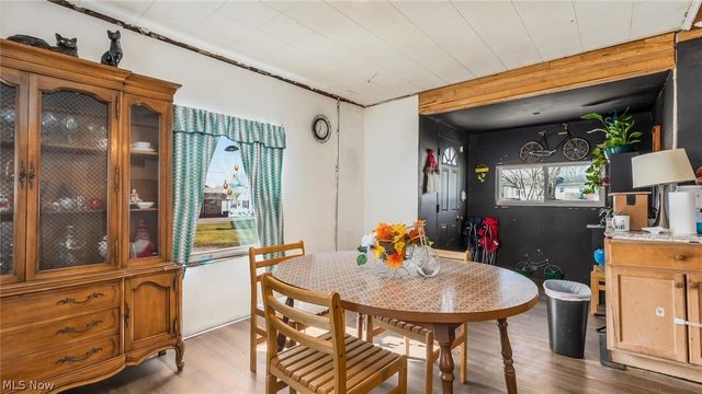 97 E King Street, Zanesville, OH 43701