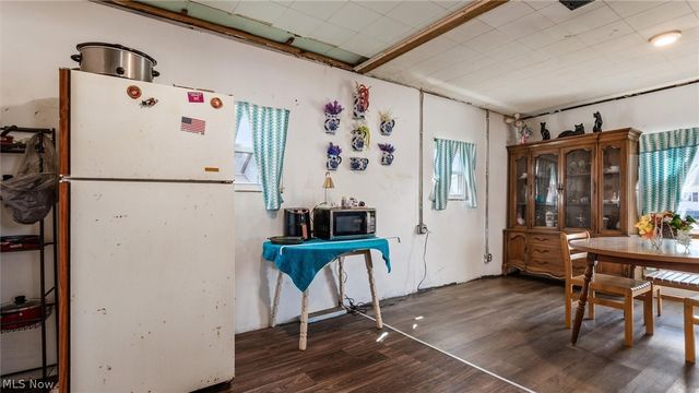 97 E King Street, Zanesville, OH 43701