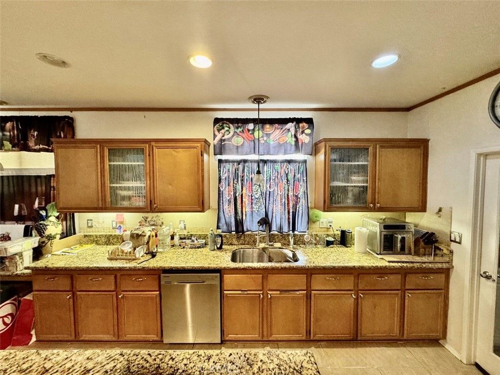 Image 4 of property listing at 14696 Tilden Lane, Moreno Valley, CA 92555