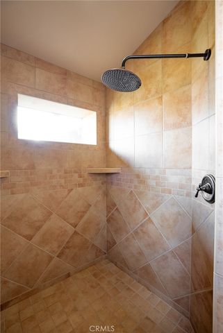2135 Live Oak Rd, Paso Robles, CA 93446