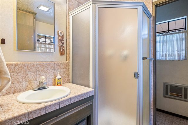 2135 Live Oak Rd, Paso Robles, CA 93446