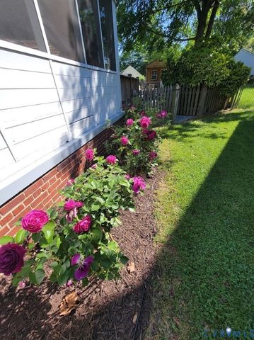 1320 Wentbridge Rd, Richmond, VA 23227