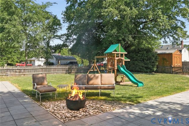 1320 Wentbridge Rd, Richmond, VA 23227