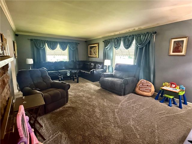220 W Winter Ave, New Castle, PA 16101