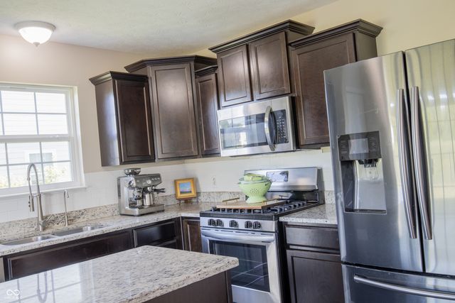 17734 Bentgrass Drive, Noblesville, IN 46062
