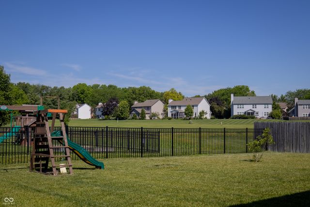 17734 Bentgrass Drive, Noblesville, IN 46062