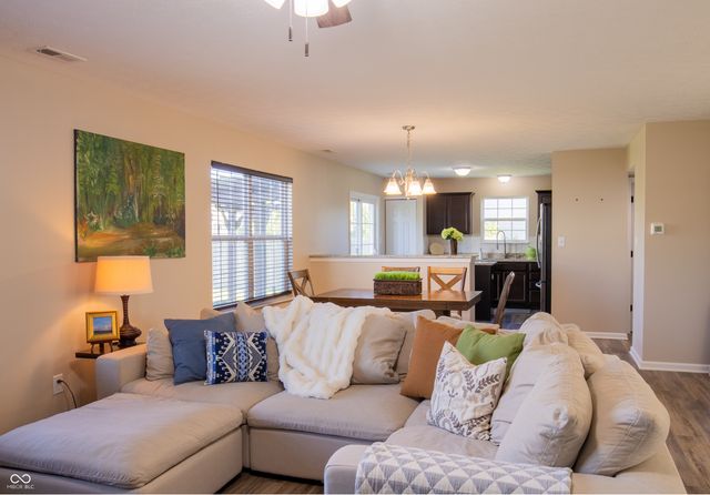 17734 Bentgrass Drive, Noblesville, IN 46062