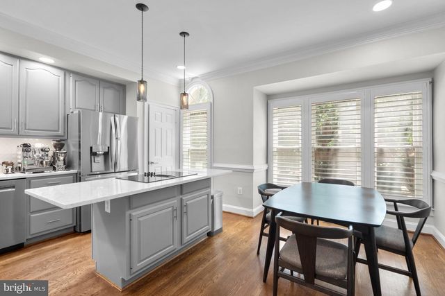 1532 HAMPTON HILL CIR, Mclean, VA 22101