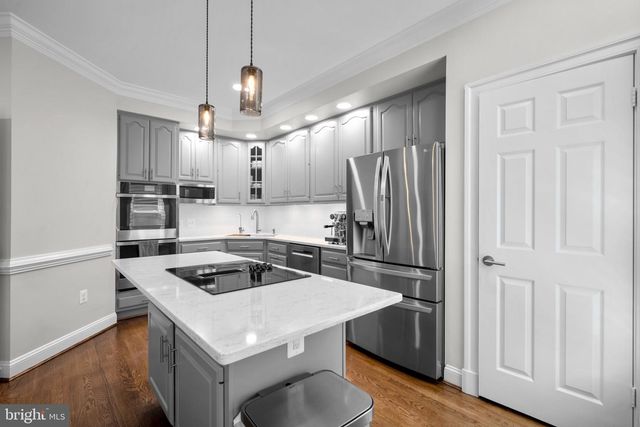 1532 HAMPTON HILL CIR, Mclean, VA 22101
