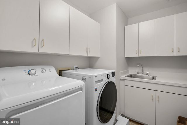 1532 HAMPTON HILL CIR, Mclean, VA 22101
