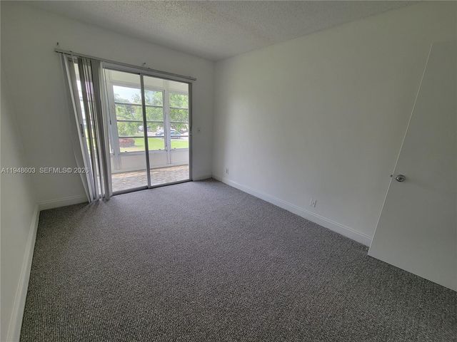 196 E Mansfield E 196, Boca Raton, FL 33434