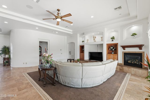 18131 W PALO VERDE Court, Litchfield Park, AZ 85340