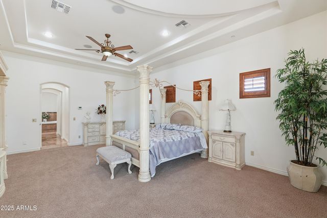 18131 W PALO VERDE Court, Litchfield Park, AZ 85340