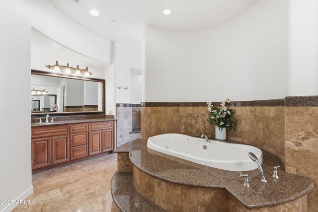 18131 W PALO VERDE Court, Litchfield Park, AZ 85340