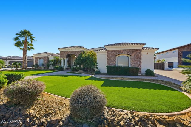 18131 W PALO VERDE Court, Litchfield Park, AZ 85340