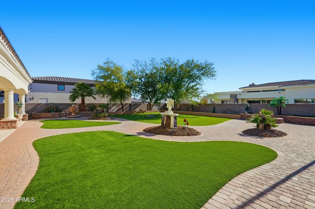 18131 W PALO VERDE Court, Litchfield Park, AZ 85340