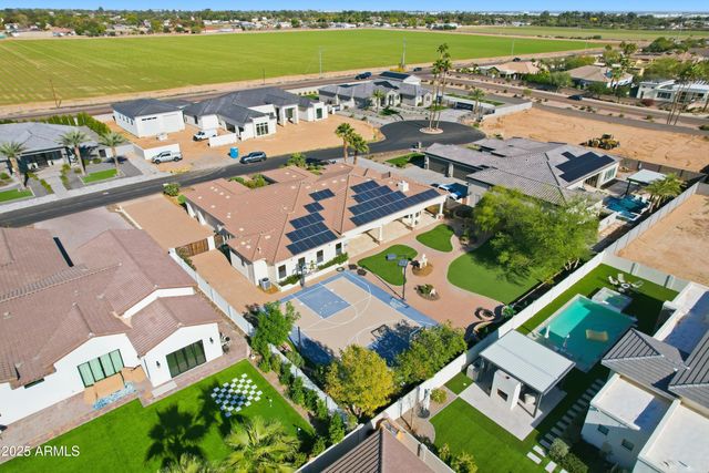 18131 W PALO VERDE Court, Litchfield Park, AZ 85340