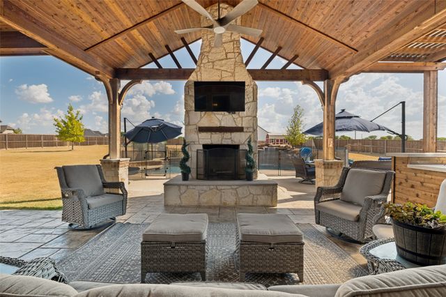 7440 Chambers Bay Circle, Waxahachie, TX 75167
