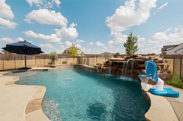7440 Chambers Bay Circle, Waxahachie, TX 75167