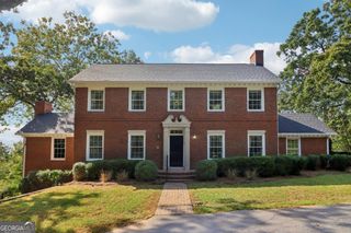 1441 Beaumont Drive NW, Kennesaw, GA 30152