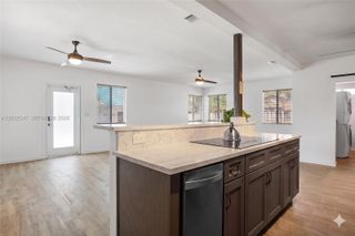 316 NW 29th St, Wilton Manors, FL 33311