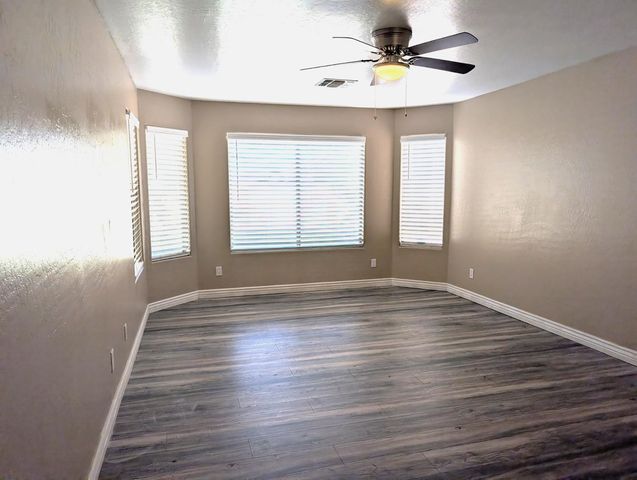 4226 N 92nd Lane, Phoenix, AZ 85037