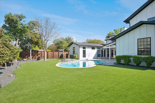 4815 Allencrest Lane, Dallas, TX 75244