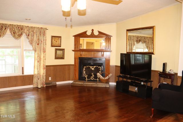 2004 Derby Road, Appalachia, VA 24216