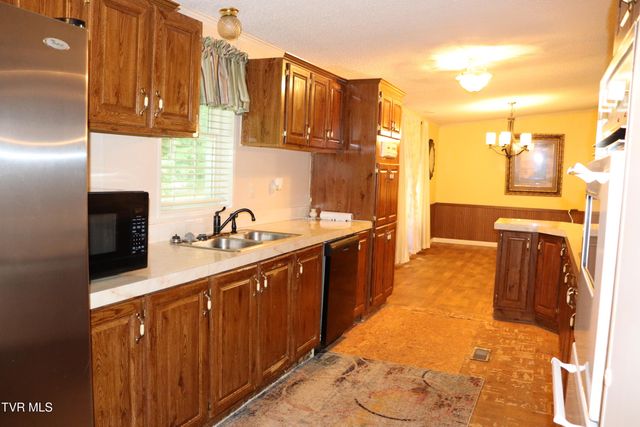 2004 Derby Road, Appalachia, VA 24216